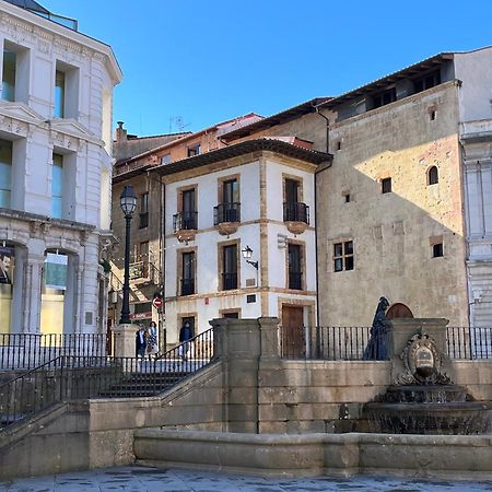 Apartamento Salsipuedes-La Catedral Oviedo Exteriör bild